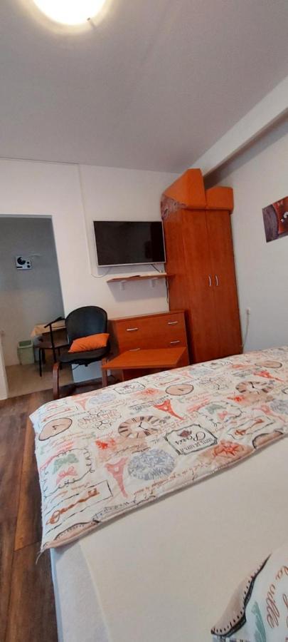 Apartments Matic Omisalj ภายนอก รูปภาพ